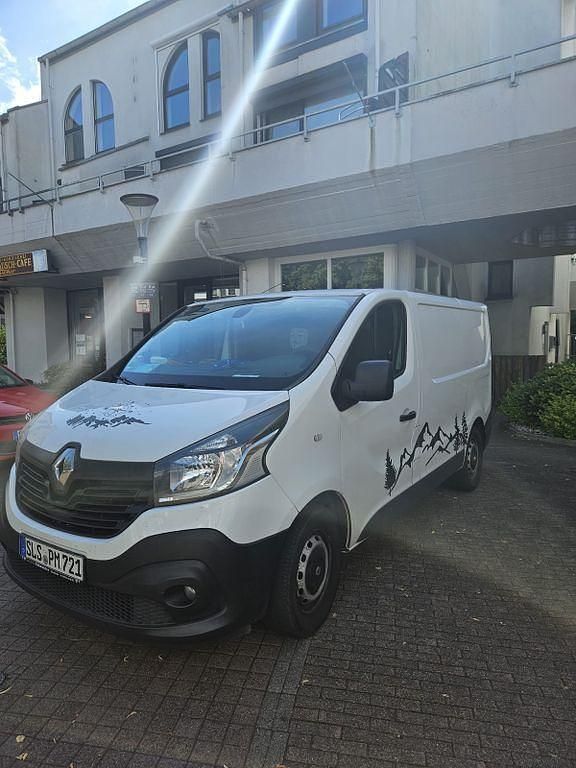 Weiß Gebraucht 2015 Renault Trafic Van | 9.200 € (Fairer Preis) - Bild 1/4