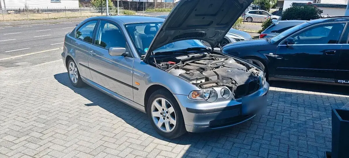 Gebraucht BMW 316 Compact 116 PS (85 kW) 2004 Grau Kleinwagen