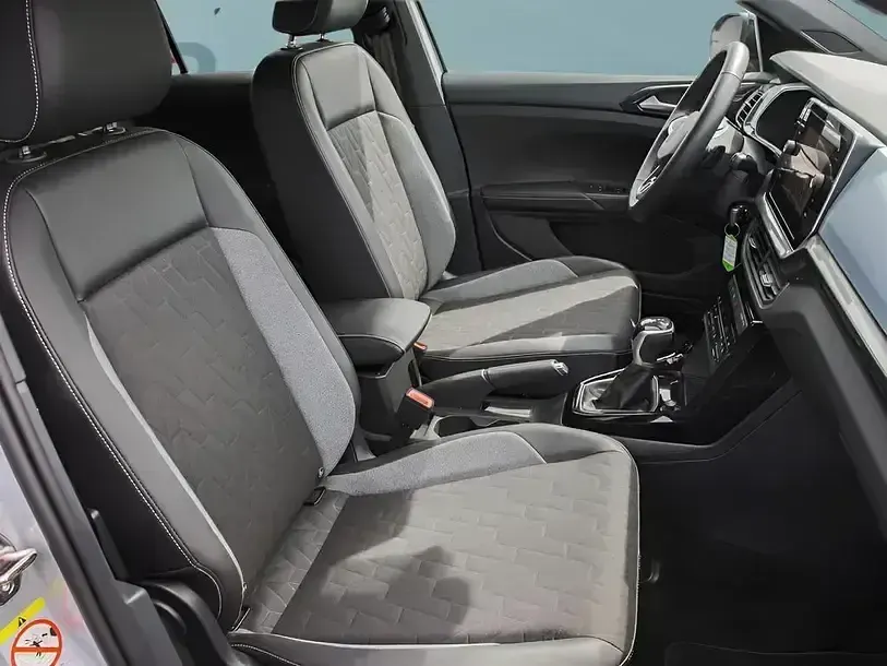 Gebraucht VW T-Cross 116 PS (85 kW) 2025 Silber SUV