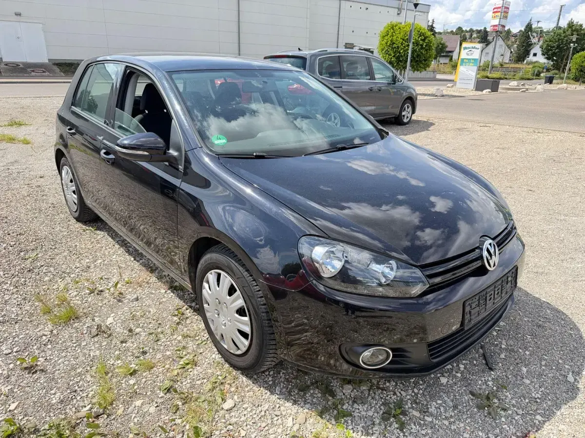 Gebraucht VW Golf VI Trendline 80 PS (58 kW) 2011 Schwarz Kleinwagen