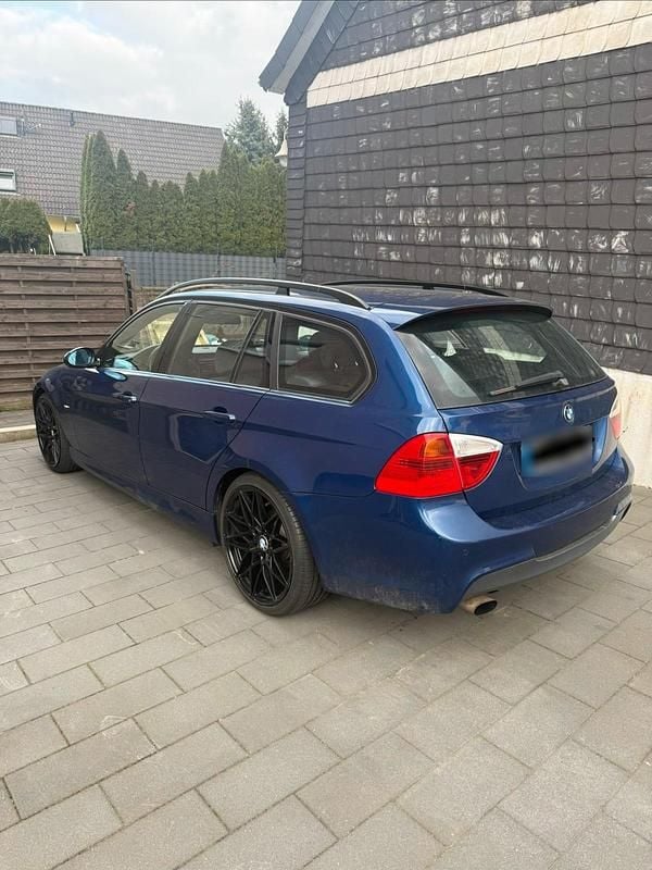 Gebraucht BMW 320 M Sport 177 PS (130 kW) 2008 Blau Kombi