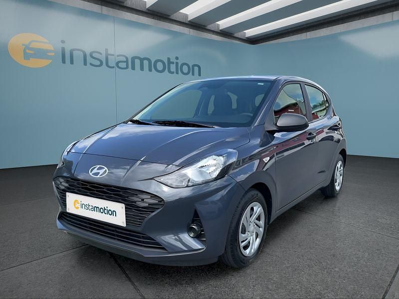 Grau Neu 2025 Hyundai i10 Kleinwagen | 17.449 € (Fairer Preis) - Bild 1/4