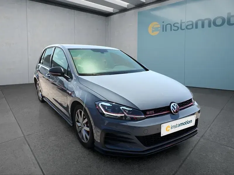 Gebraucht VW Golf VII GTI 290 PS (213 kW) 2019 Grau Kleinwagen