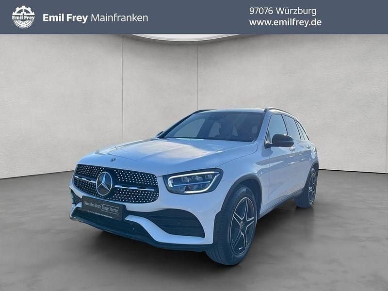 Weiß Gebraucht 2020 Mercedes GLC200 AMG SUV | 37.850 € (Fairer Preis) - Bild 1/4