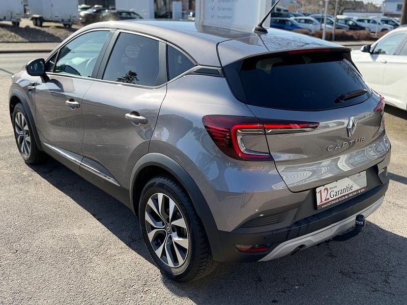 Gebraucht Renault Captur Experience 131 PS (96 kW) 2020 Grau SUV