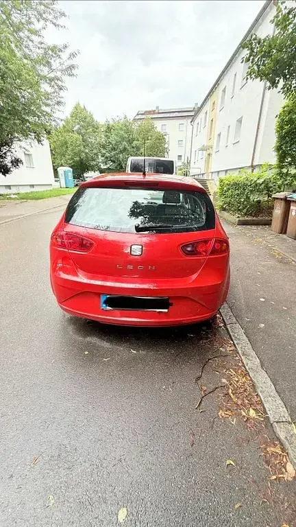 Gebraucht Seat Leon 86 PS (63 kW) 2011 Rot Kleinwagen