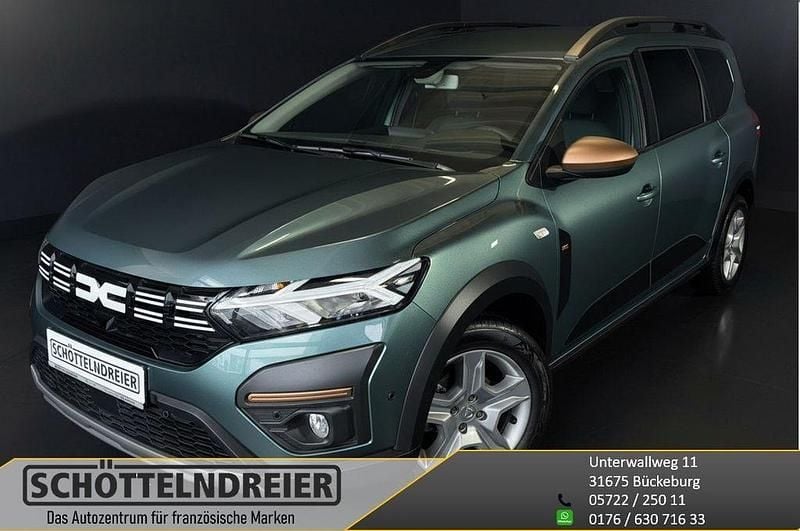Gebraucht Dacia Jogger Extreme 110 PS (80 kW) 2024 Grün Van / Kleinbus