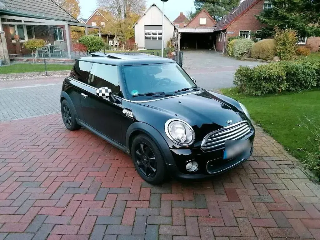 Gebraucht Mini Cooper 98 PS (72 kW) 2010 Schwarz Kleinwagen