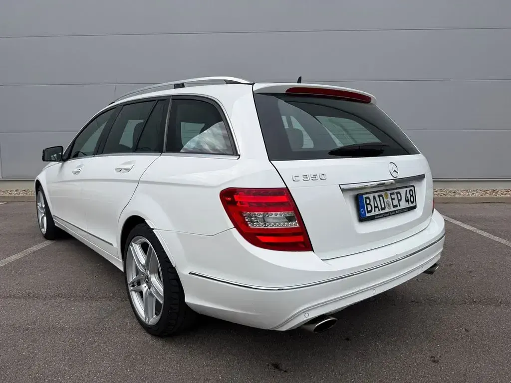 Gebraucht Mercedes C350 Avantgarde 306 PS (225 kW) 2012 Weiß Kombi