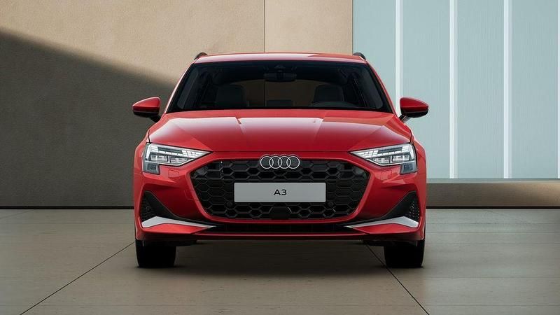Second-hand Audi A3 Advanced 204 CP (150 kW) 2025 Roșu Berlinǎ