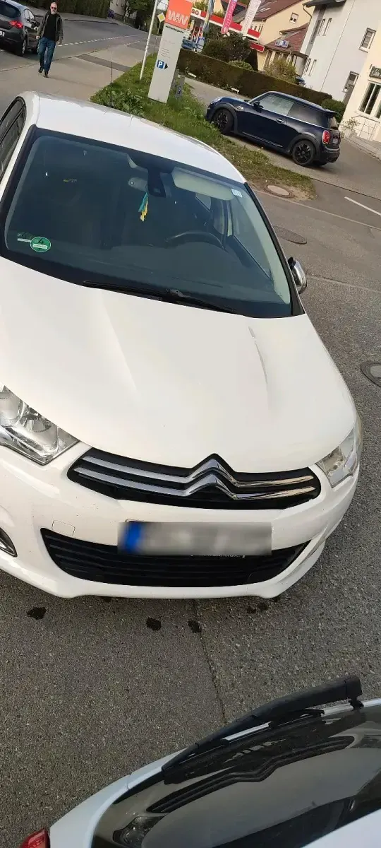 Gebraucht Citroën C4 90 PS (66 kW) 2013 Weiß Limousine