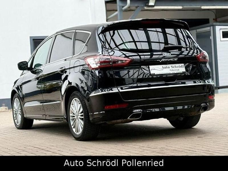 Gebraucht Ford S-MAX S 211 PS (155 kW) 2018 Schwarz Van / Kleinbus
