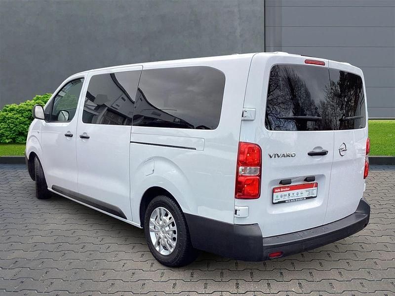 Gebraucht Opel Vivaro 144 PS (105 kW) 2022 Weiss Van / Kleinbus