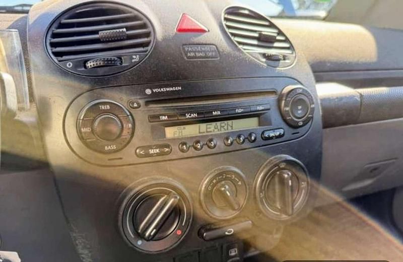 Gebraucht VW New Beetle 116 PS (85 kW) 2004 Kleinwagen