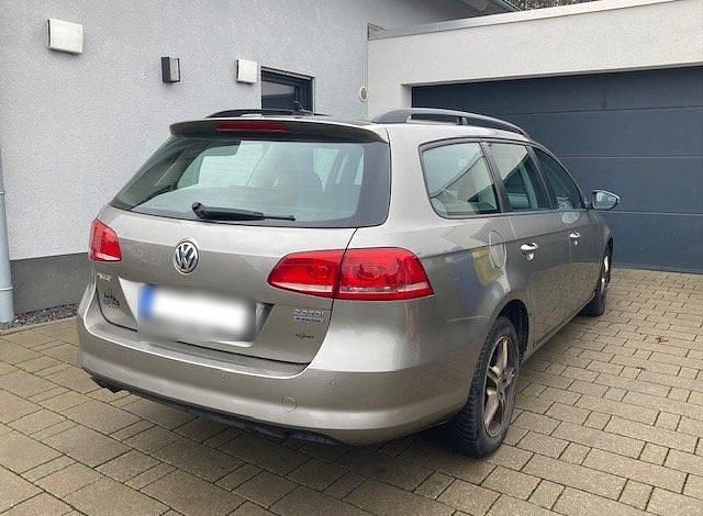 Gebraucht VW Passat 140 PS (102 kW) 2013 Beige Kombi