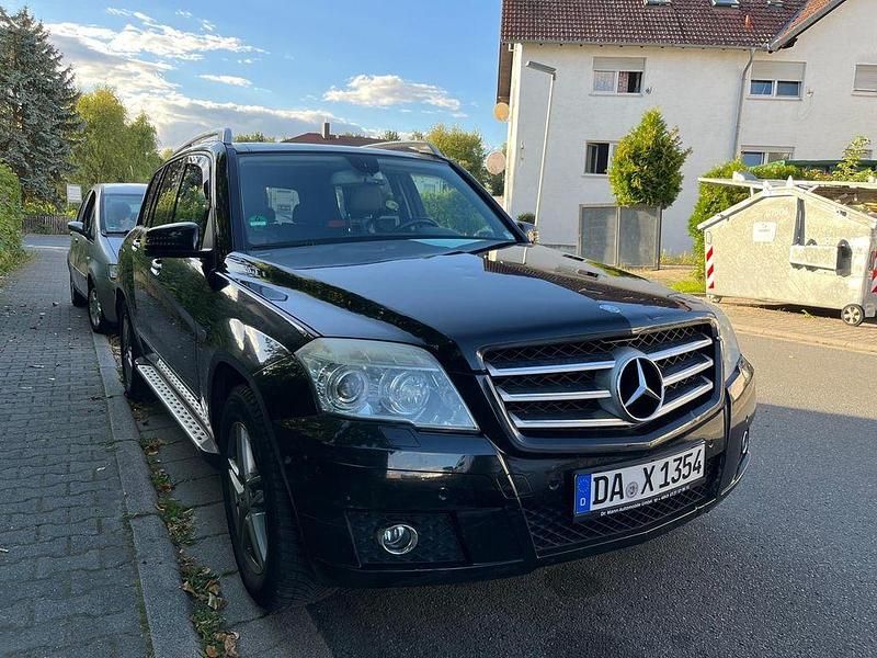 Schwarz Gebraucht 2009 Mercedes GLK350 Sport Edition SUV | 8.500 € (Fairer Preis) - Bild 1/4