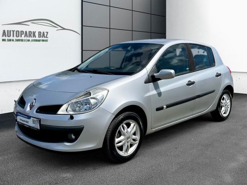 Grau Gebraucht 2006 Renault Clio III Dynamique Limousine | 4.500 € (Fairer Preis) - Bild 1/4