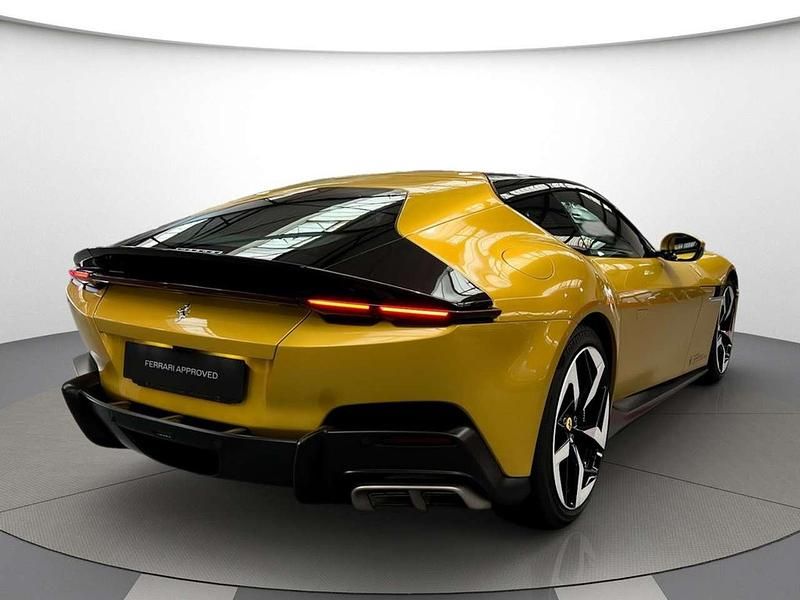 Gebraucht Ferrari 12 Cilindri 2025 Giallo montecarlo Coupé