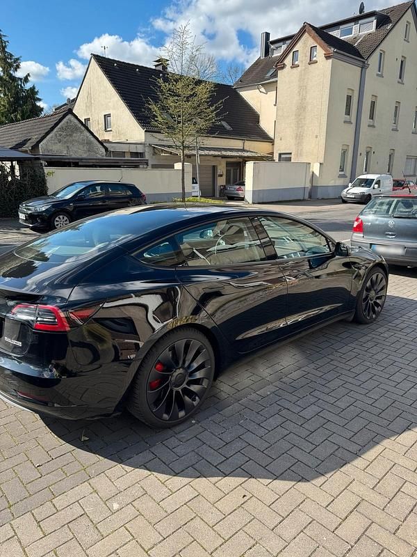 Gebraucht Tesla Model 3 Performance 377 kW (513 PS) 2022 Schwarz Limousine