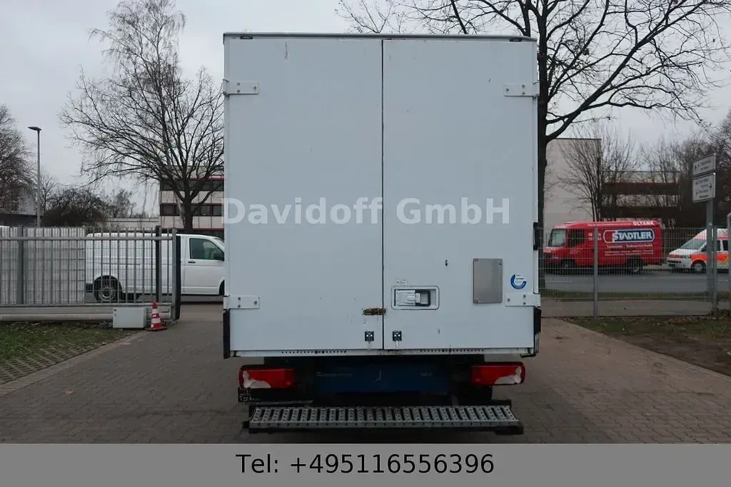 Gebraucht Mercedes Sprinter 129 PS (94 kW) 2013 Blau Van