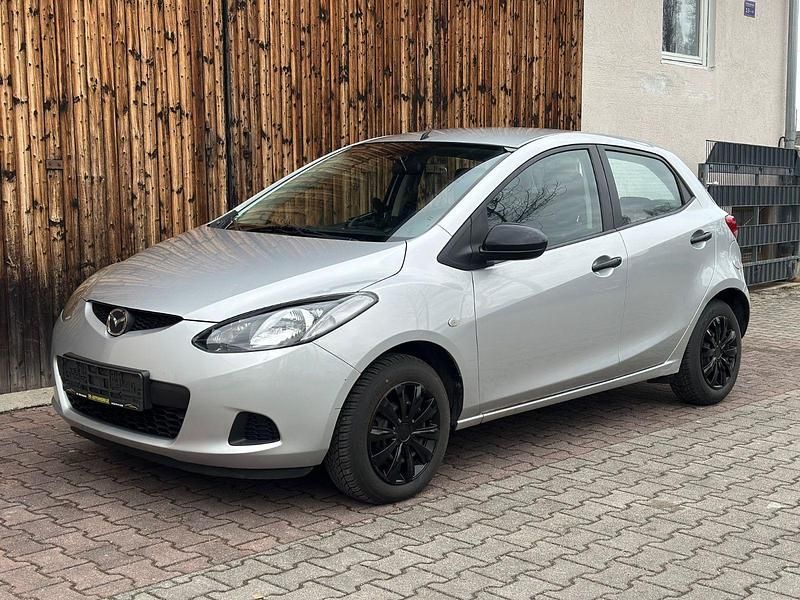 Gebraucht Mazda 2 Impuls 75 PS (55 kW) 2008 Silber Kleinwagen