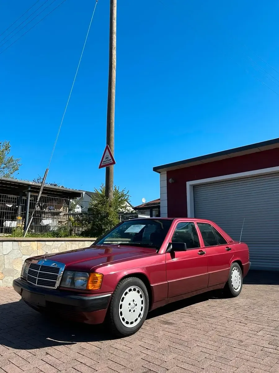 Usata Mercedes 190 120 CV (88 kW) 1989 Berlina