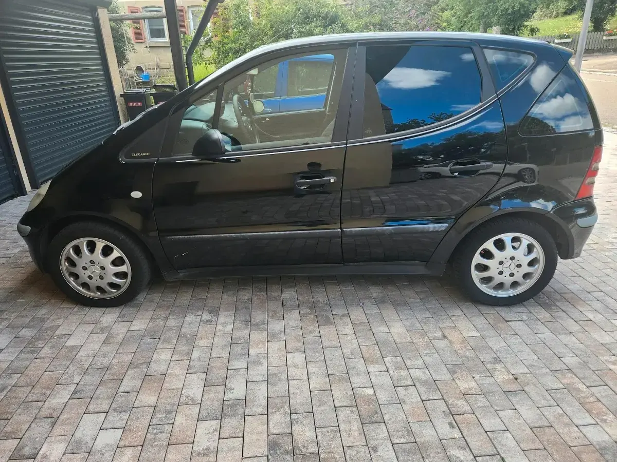 Brugt Mercedes A170 95 HK (69 kW) 2002 Sort Hatchback