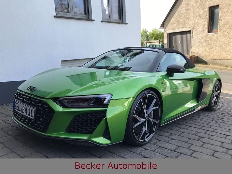 Grün Gebraucht 2023 Audi R8 Spyder Performance Cabrio | 224.990 € - Bild 1/4