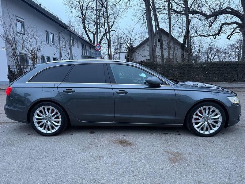 Gebraucht Audi A6 S-Line 245 PS (180 kW) 2012 Grau Kombi