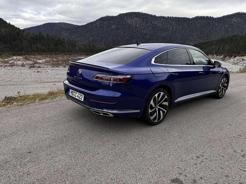 Gebraucht VW Arteon R-line 190 PS (139 kW) 2021 Blau Limousine