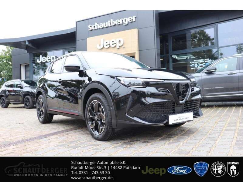 Schwarz Neu 2024 Alfa Romeo Junior Edizione Speciale SUV | 36.845 € (Guter Preis) - Bild 1/4