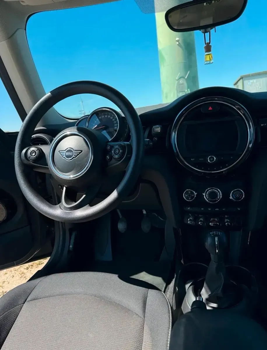 Gebraucht Mini Cooper 136 PS (100 kW) 2019 Grau Kleinwagen