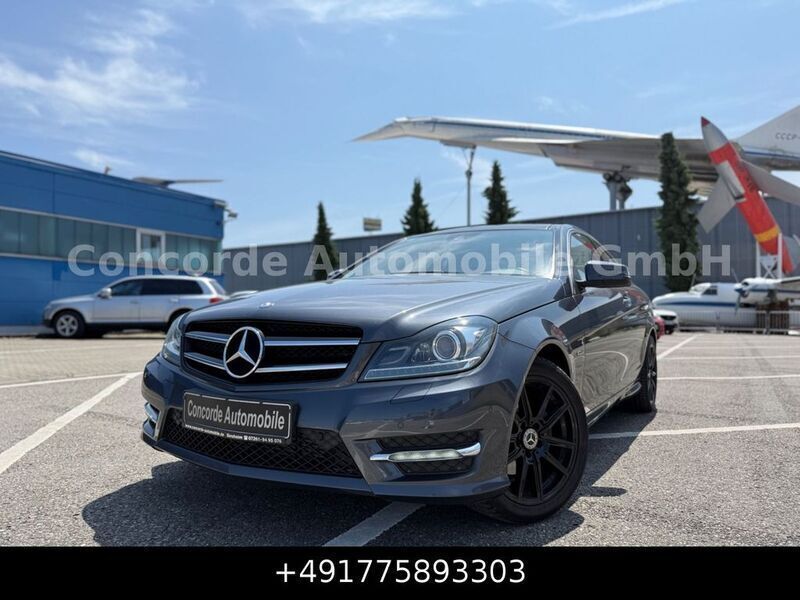 Grau Gebraucht 2014 Mercedes C200 Edition Coupé | 18.890 € (Fairer Preis) - Bild 1/4