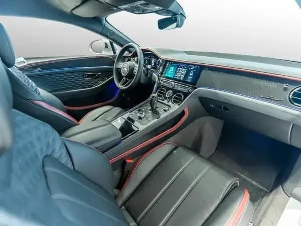 Neu Bentley Continental 782 PS (575 kW) 2025 Silber Coupé