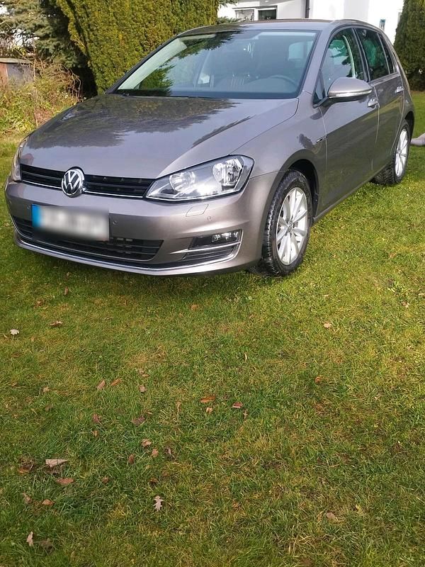 Gebraucht VW Golf VII 125 PS (91 kW) 2015 Grau Limousine