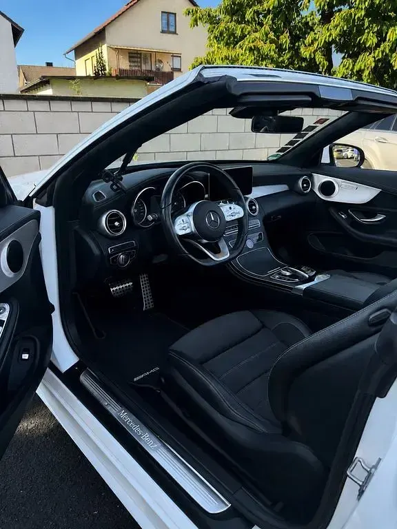 Gebraucht Mercedes C180 156 PS (114 kW) 2020 Weiß Cabrio