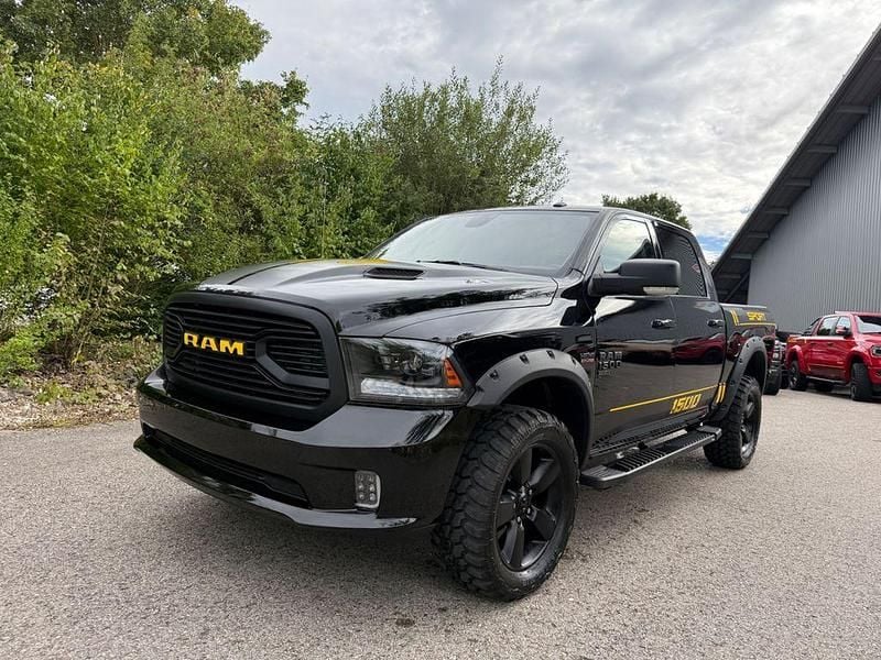 Gebraucht Dodge Ram 401 PS (294 kW) 2022 Schwarz Pickup