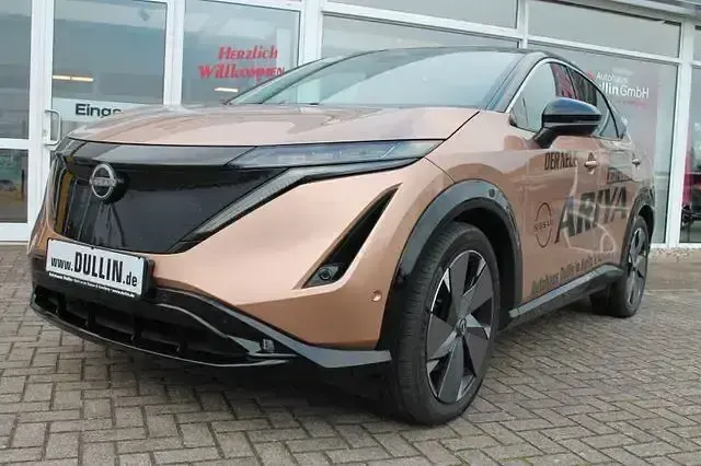 Gebraucht Nissan Ariya Evolve 177 kW (242 PS) 2022 Reddish brown / black SUV