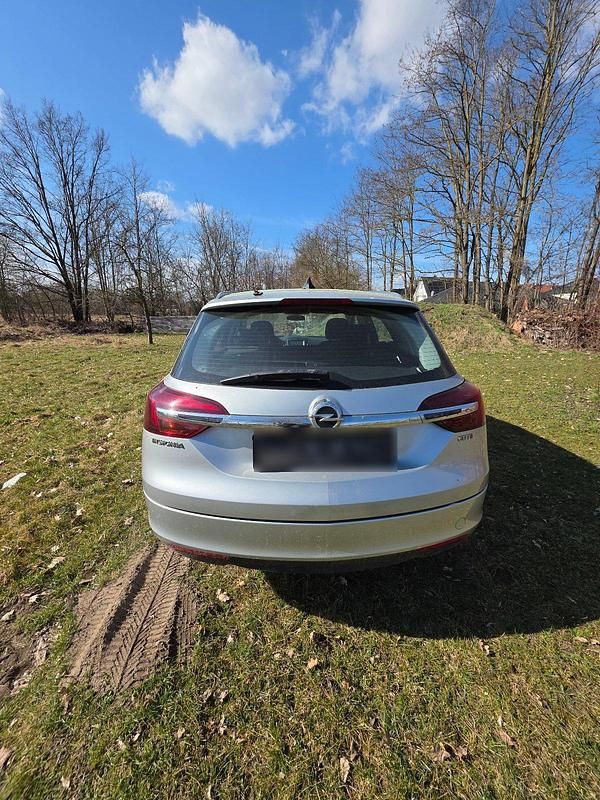Gebraucht Opel Insignia 136 PS (100 kW) 2016 Silber Kombi