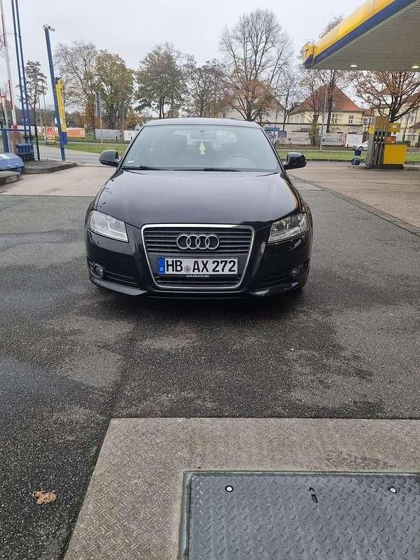 Gebraucht Audi A3 Attraction 125 PS (91 kW) 2009 Limousine