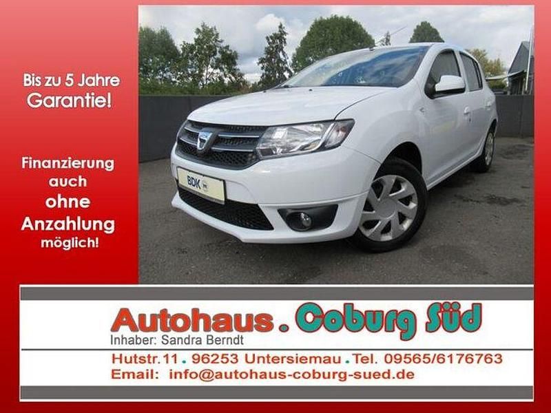 Gletscherweiss Gebraucht 2015 Dacia Sandero Lauréate Kleinwagen | 5.480 € (Fairer Preis) - Bild 1/4
