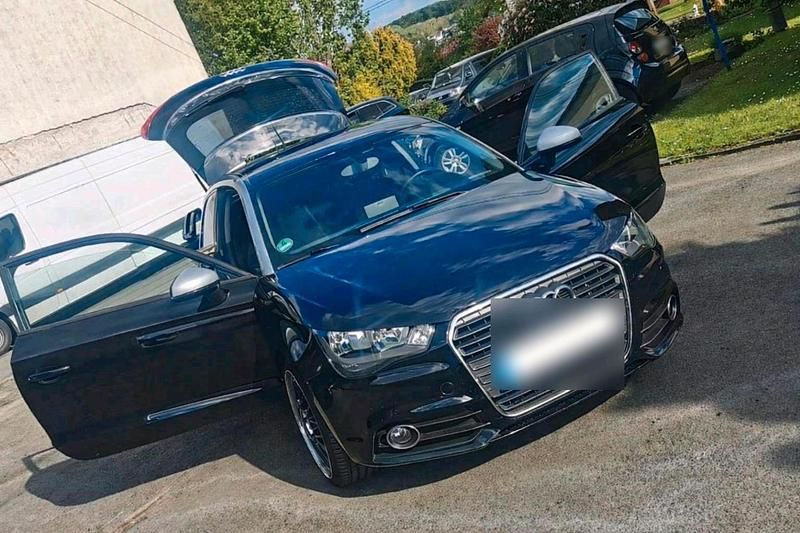 Gebraucht Audi A1 86 PS (63 kW) 2010 Schwarz Kleinwagen