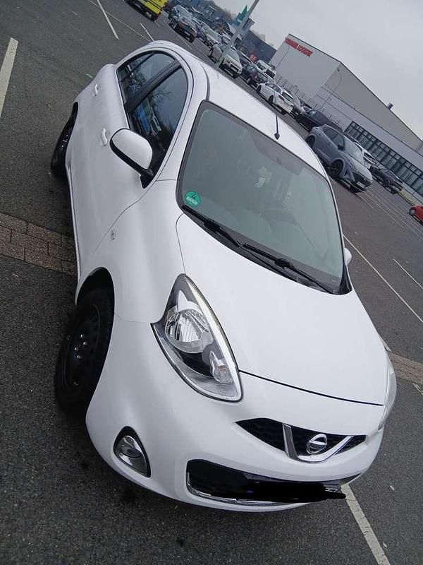 Gebraucht Nissan Micra Acenta 80 PS (58 kW) 2015 Weiß Limousine