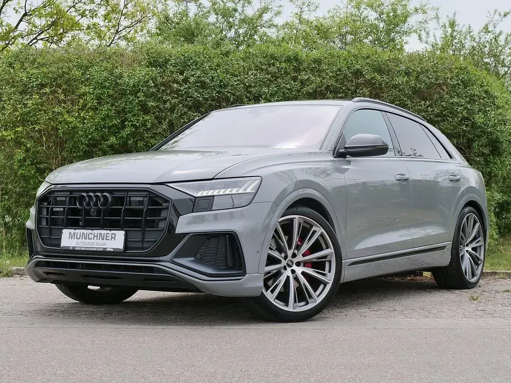 Gebraucht Audi Q8 Competition 286 PS (210 kW) 2022 Nardo grau SUV