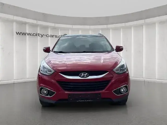 Gebraucht Hyundai ix35 135 PS (99 kW) 2015 Cool red SUV