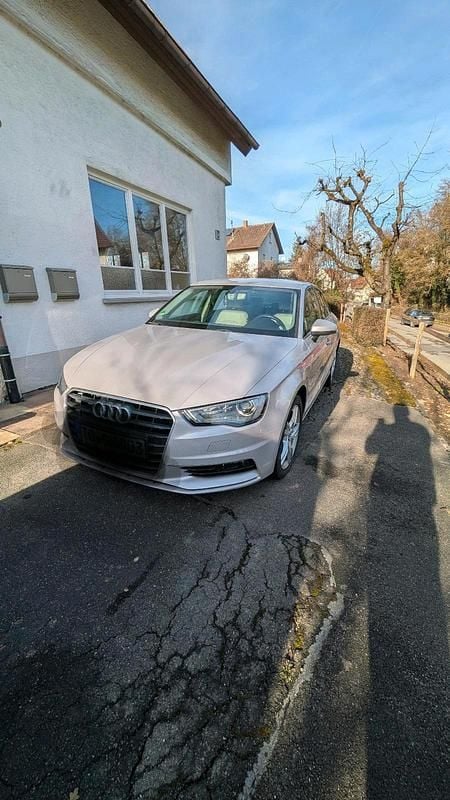 Second-hand Audi A3 150 CP (110 kW) 2016 Argintiu Berlinǎ