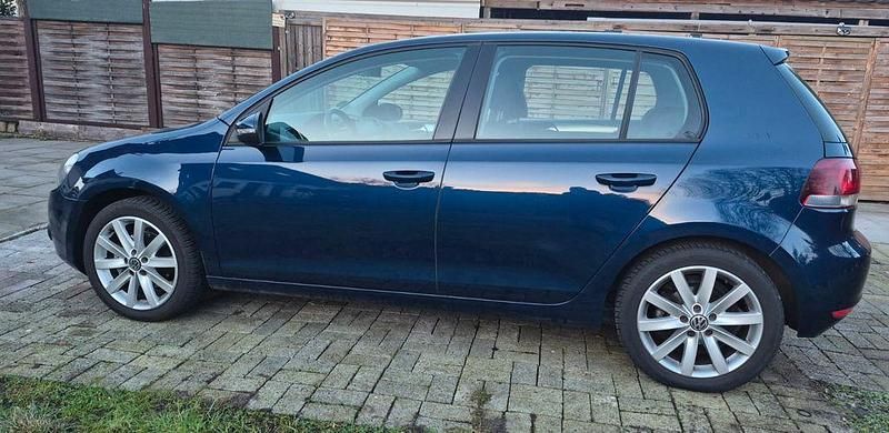 Gebraucht VW Golf VI Highline 122 PS (89 kW) 2009 Blau Kleinwagen