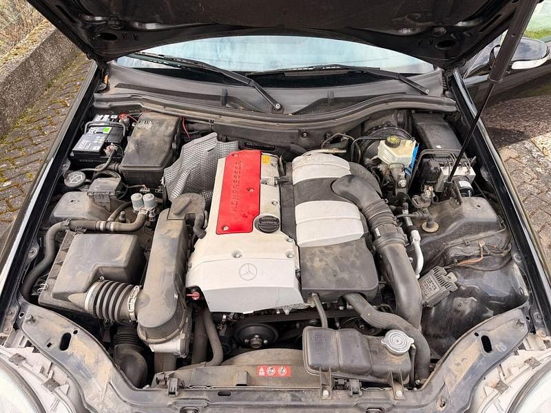 Gebraucht Mercedes SLK200 163 PS (119 kW) 2004 Schwarz Cabrio