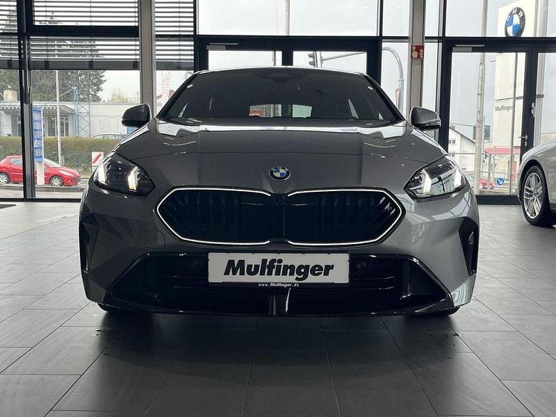 Gebraucht BMW 120 Performance 150 PS (110 kW) 2025 Grau Kleinwagen