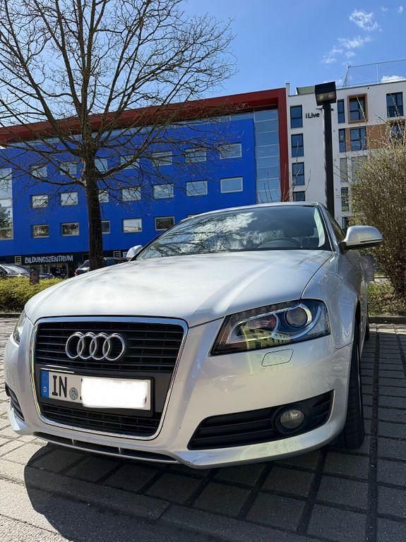 Gebraucht Audi A3 Attraction 125 PS (91 kW) 2010 Silber Kleinwagen